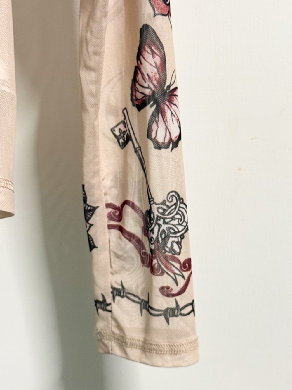 Wild Fable Mesh Long Sleeve Top XL Sheer Tattoo Print Cream - Picture 8 of 17